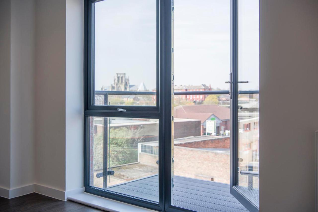 Icona Apartment ยอร์ค ภายนอก รูปภาพ